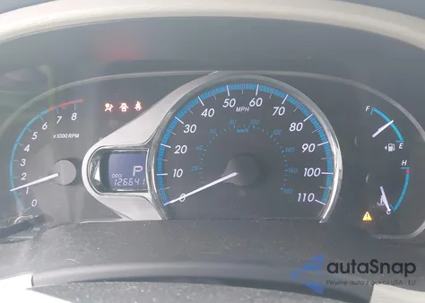 2013 Toyota Sienna Xle V6 8 Passenger из США, поврежденный, VIN 5TDYK3DC1DS386143